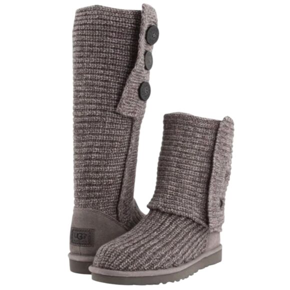 UGG Cardi Ribbed Knit Boots Womens 8 Gray Button Sheepskin Lining Tall Short - Picture 9 of 13
